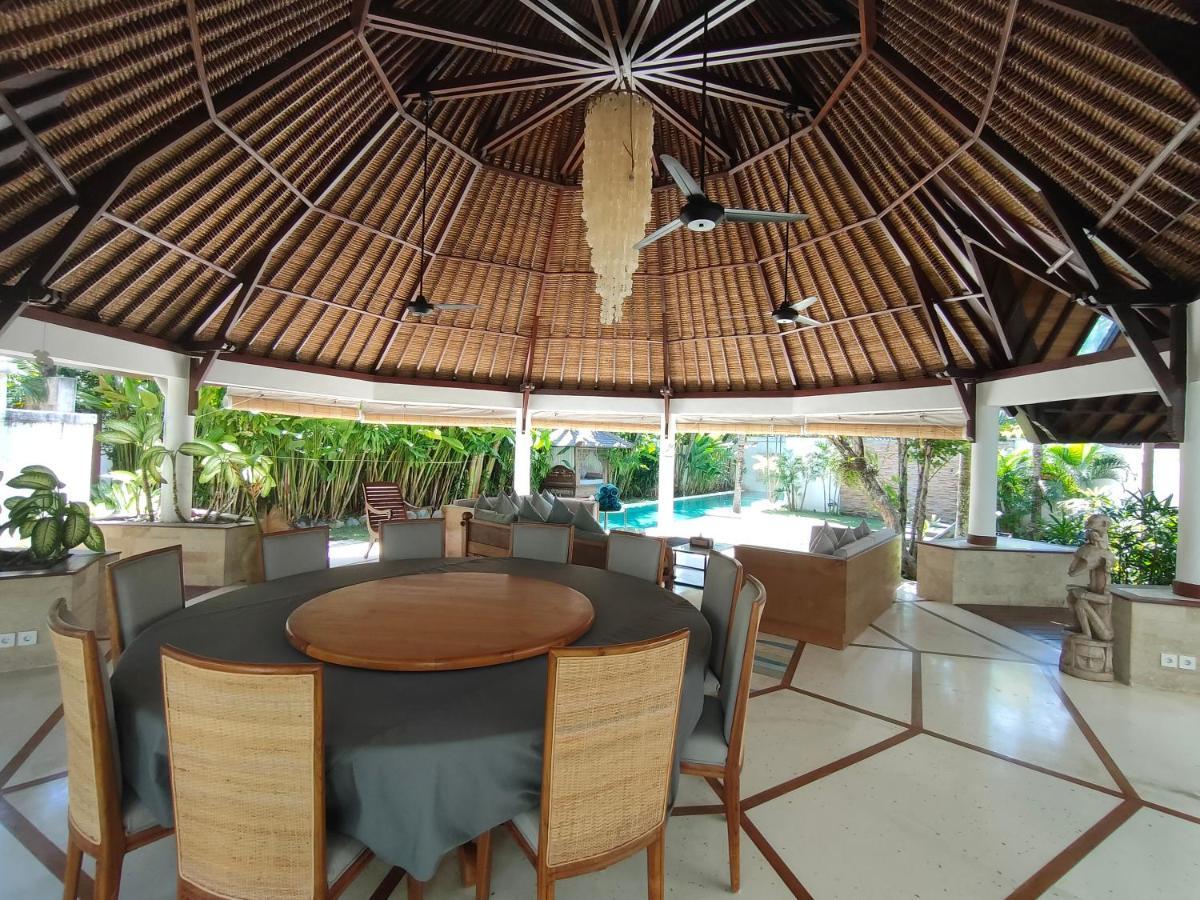 Taman Wana Seminyak Luxury Villas מראה חיצוני תמונה